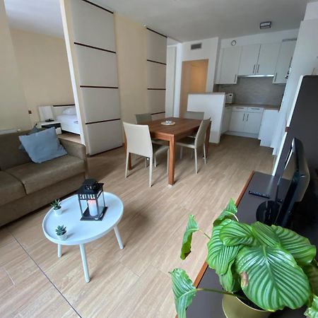 5Ensational Eu- Zone Appartment Brussel Bagian luar foto